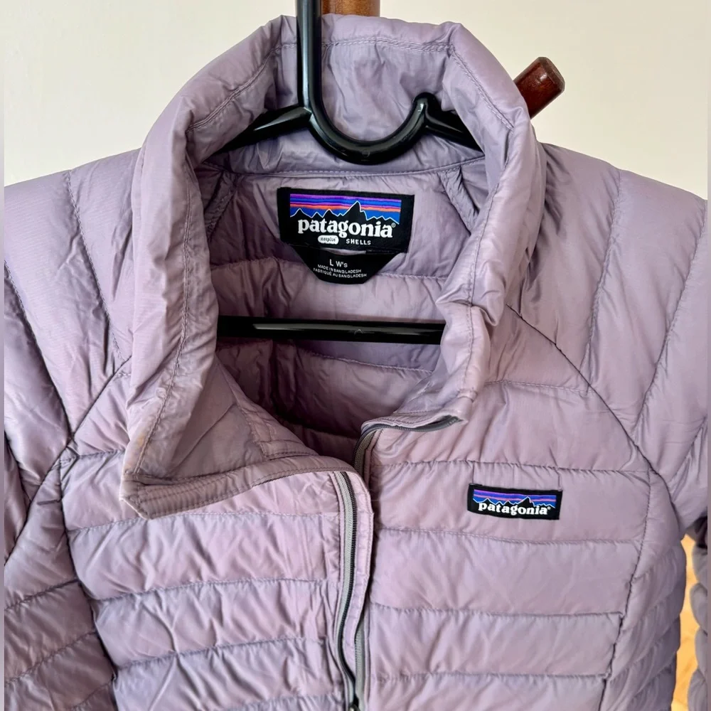 Patagonia Women’s Down Sweater Lightweight Quilted Jacket - Lavender - Picture 6 of 8